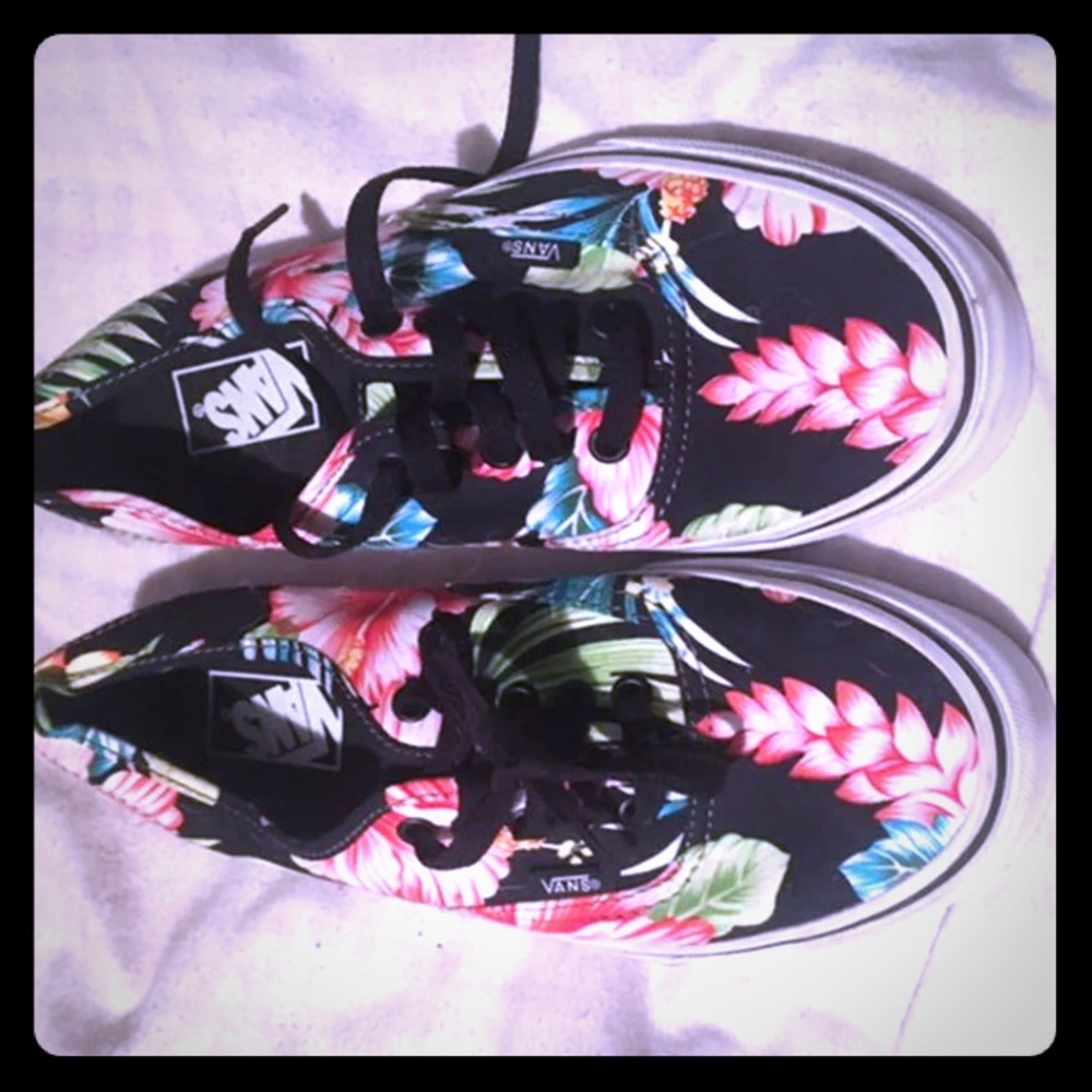 Vans Hawaiian Hibiscus M/7 W/8.5